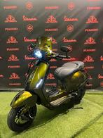 Vespa Sprint 2016! Custom Python Green / Full Malossi 80cc!, Overige modellen, Ophalen of Verzenden, Benzine