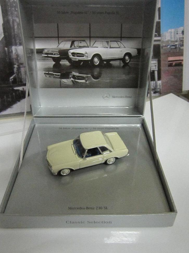 mercedes pagode 230 sl 50 jaar Jubileum, Hobby en Vrije tijd, Modelauto's | 1:43, Nieuw, Auto, Ophalen of Verzenden