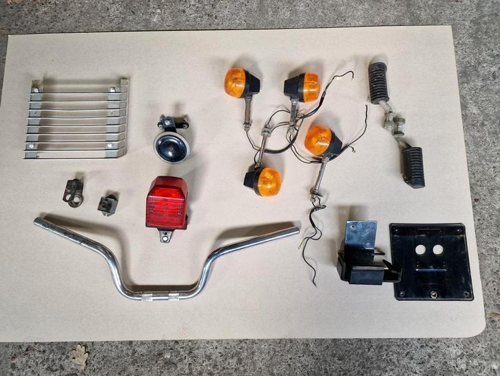 Zündapp Laverda LZ125 / LZ175 laatste onderdelen. 1 koop, Fietsen en Brommers, Brommeronderdelen | Zundapp, Overige typen, Ophalen of Verzenden