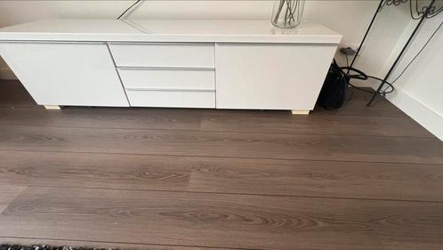 Ikesa tv meubel Besta, Huis en Inrichting, Kasten | Televisiemeubels, Zo goed als nieuw, Minder dan 100 cm, 25 tot 50 cm, Ophalen