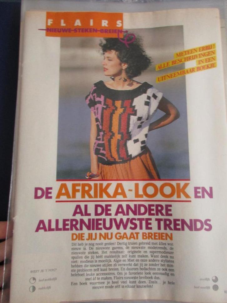 breien: map met vintage breivoorbeelden uit tijdschriften, Hobby en Vrije tijd, Breien en Haken, Gebruikt, Breien, Patroon of Boek