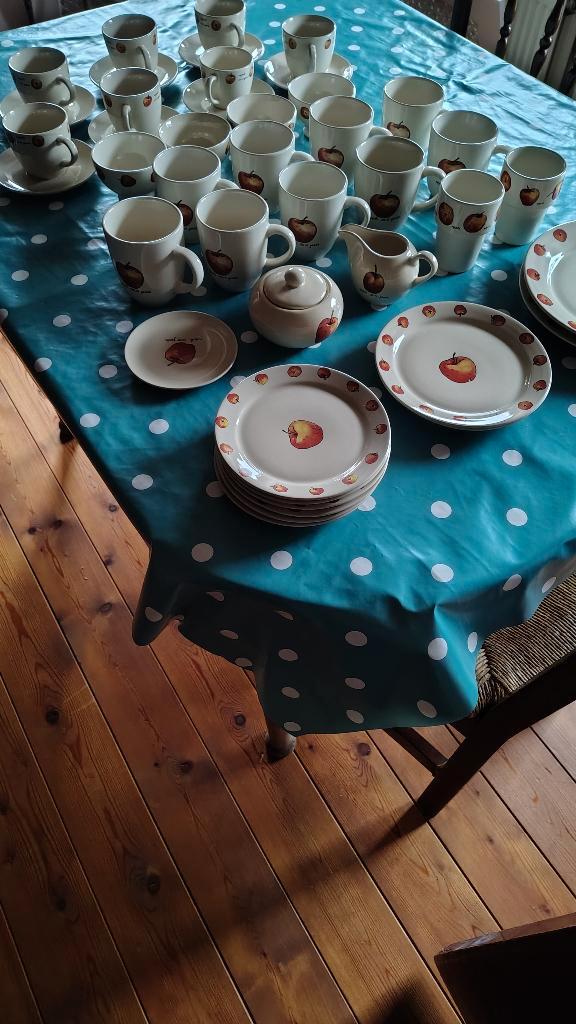 Servies Jet Ter Steege, Huis en Inrichting, Keuken | Servies, Nieuw, Overige typen, Overige stijlen, Aardewerk, Ophalen of Verzenden