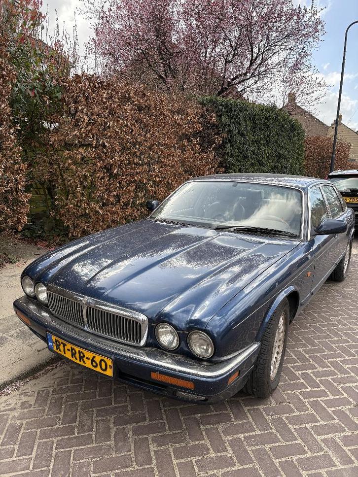 Jaguar Sovereign 4.0 AUT 1997 Blauw, Auto's, Jaguar, Particulier, Sovereign, Airbags, Climate control, Cruise Control, Elektrische stoelverstelling