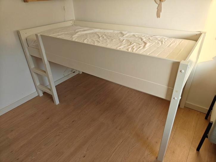 Petit Amelie Arbre II Hoogslaper 200x90, Kinderen en Baby's, Kinderkamer | Stapelbedden en Hoogslapers, Zo goed als nieuw, Hoogslaper