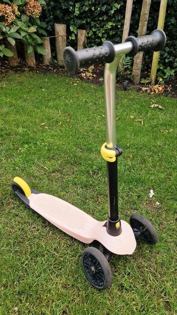 Kinderstep - Roze beschikbaar voor biedingen