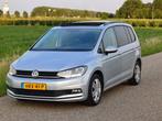 Volkswagen Touran 1.5 TSI Comfortline 7 Pers /Pano/Trekh/Nav, Auto's, Volkswagen, Voorwielaandrijving, Euro 6, 4 cilinders, 150 pk
