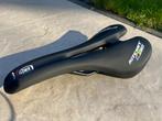 RITCHIE RACE ZADEL KOOLSTOF RAIL l 27cm br 14cm GEW 210 GRAM, Ophalen of Verzenden, Nieuw, Racefiets, Zadel