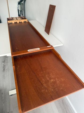 Gezellig, sjoelen! beschikbaar voor biedingen