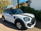 Mini Countryman 1.5 100KW Cooper AUT 2018 Wit, Auto's, Mini, 136 pk, Zwart, Countryman, 715 kg