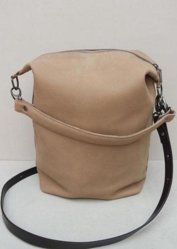 NIEUW * Ellen Truijen tas Chunky M licht camel beschikbaar voor biedingen