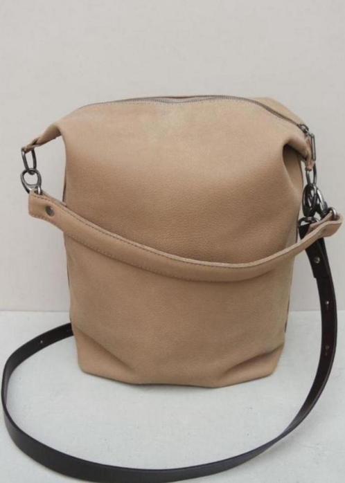 NIEUW * Ellen Truijen tas Chunky M licht camel, Sieraden, Tassen en Uiterlijk, Tassen | Damestassen, Nieuw, Handtas, Beige, Ophalen of Verzenden