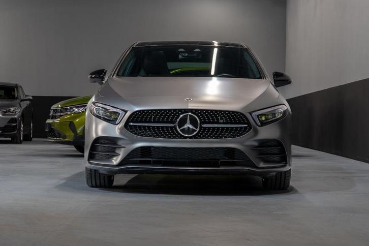 Mercedes-Benz A-klasse 250 e AMG LED/PDC/CAM/NAVI/LEER, Auto's, Mercedes-Benz, Particulier, A-Klasse, 360° camera, ABS, Achteruitrijcamera