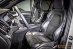 Volvo XC90 2.0 T8 Recharge AWD R-Design|7p|Cam|E-stoel|Pano, Auto's, Volvo, 4 cilinders, 7 stoelen, Wit, Bedrijf