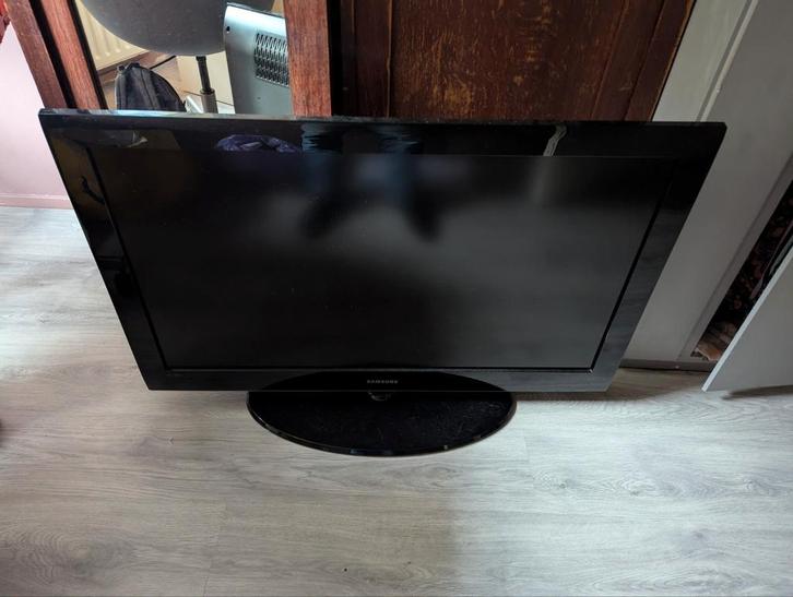 Kapotte televisie Samsung LE40A552 Zwart 40 inch, Audio, Tv en Foto, Televisies, Niet werkend, Samsung, Ophalen