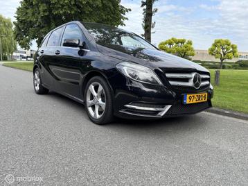 Mercedes B-klasse 180 Prestige beschikbaar voor biedingen