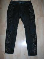 Spijkerbroek met studs maat 42, Blauw, Nieuw, Ophalen of Verzenden, W33 - W36 (confectie 42/44)