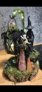 Unieke decoratie Heksentafreel op houten boomschijf, Ophalen of Verzenden, Nieuw, Versiering, Halloween of Griezel
