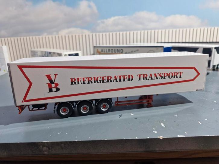 Koeltrailer wsi, Hobby en Vrije tijd, Modelauto's | 1:50, Zo goed als nieuw, Bus of Vrachtwagen, Wsi, Ophalen of Verzenden