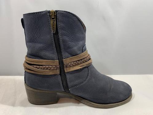 Tamaris, maat 38. Leuke blauw grijze suède laarsjes., Kleding | Dames, Schoenen, Zo goed als nieuw, Lage of Enkellaarzen, Blauw