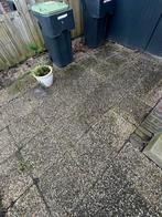 Gratis Grindtegels - 16m2 - Zelf eruit halen, Tuin en Terras, Tegels en Klinkers, Gebruikt, Ophalen of Verzenden, 10 m² of meer