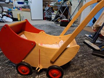 Houten Poppenwagen van Dijk beschikbaar voor biedingen