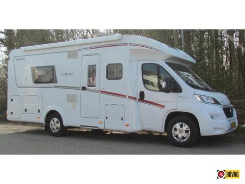 Dethleffs Trend 7017 Lengtebed, Hefbed, Caravans en Kamperen, Campers, Bedrijf, tot en met 4, Half-integraal, Dethleffs, Diesel