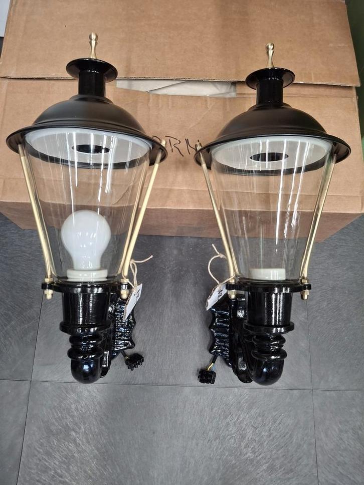 Gerestaureerde antieke wandlamp Hoorn. Buitenverlichting, Tuin en Terras, Buitenverlichting, Zo goed als nieuw, Wandlamp, 50 tot 250 watt