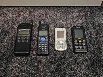 Kleine partij GSMs (4 stuks) beschikbaar voor biedingen