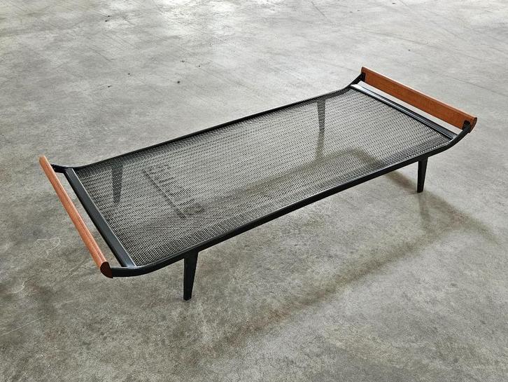Auping Cleopatra Daybed vintage, Huis en Inrichting, Slaapkamer | Bedden, Gebruikt, Eenpersoons, 80 cm, 190 cm of minder, Metaal