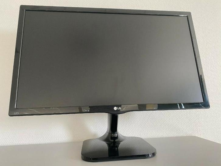 Nette 27 INCH LED Full HD Compleet +HDMI + kabels, Computers en Software, Monitoren, Gebruikt, 101 t/m 150 Hz, HDMI, VGA, LED