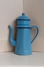 Emaille koffie kan licht blauw met opzetfilter deksel, Ophalen of Verzenden