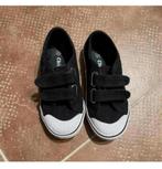 Gymschoenen plakstrip maat 28, Ophalen of Verzenden, Zo goed als nieuw, Jongen of Meisje, Sportschoenen