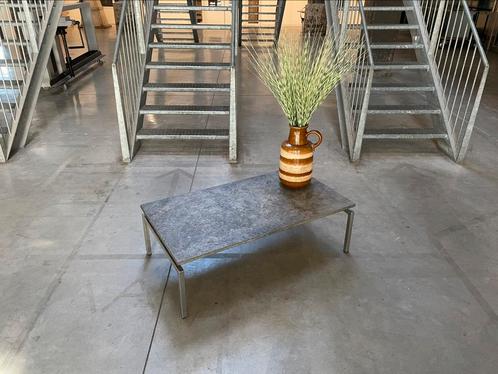 Leistenen tafel vintage jaren 50 60, Antiek en Kunst, Antiek | Meubels | Tafels, Ophalen