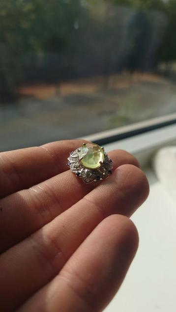 Uranium Glas sieraden starter  beschikbaar voor biedingen