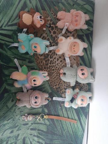 La Bobo Knuffels & Stickers (9 stuks) beschikbaar voor biedingen