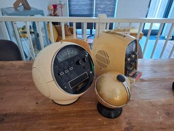 VINTAGE RETRO SPACE AGE WELTRON 8TRACK SPELER MET RADIO  beschikbaar voor biedingen