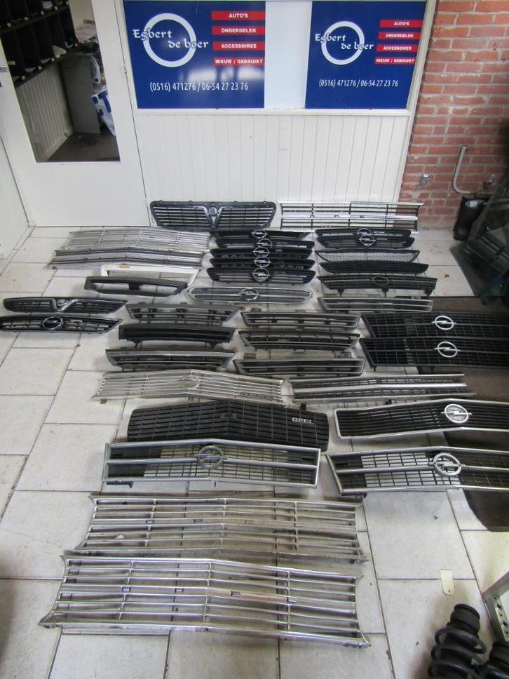 30x grill opel astra zafira agila vectra kadett etc va 1960, Auto-onderdelen, Carrosserie en Plaatwerk, Bumper, Opel, Voor, Gebruikt