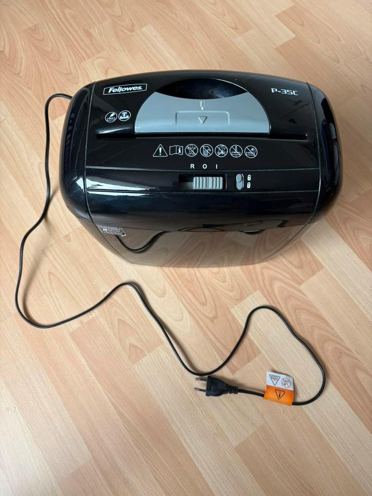 Fellowes P-35C papierversnipperaar z.g.a.n., Diversen, Bureau-accessoires, Zo goed als nieuw, Ophalen of Verzenden