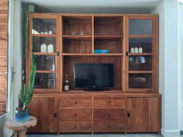 Teakhouten Buffetkast met Glas beschikbaar voor biedingen