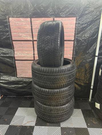 2x 285/35 R22 106V & 2x 315/30 R22 107V Pirelli winter beschikbaar voor biedingen