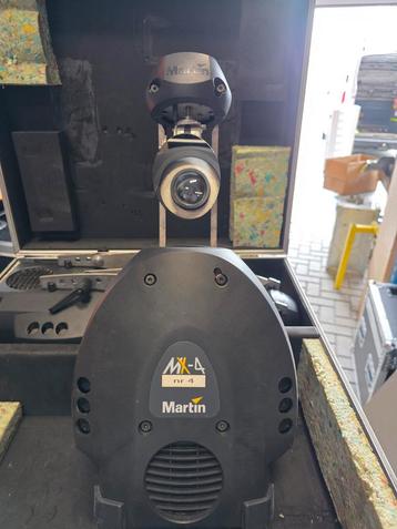 Martin MX-4 Lichteffect in Flightcase beschikbaar voor biedingen