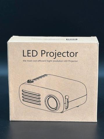 Kleine LED Projector - Leuk voor Kinderen! beschikbaar voor biedingen