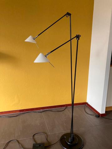 Dubbele vintage vloerlamp Pola Design Amstelveen 1980’s beschikbaar voor biedingen
