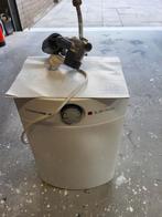 Te koop boiler 15 liter, Doe-het-zelf en Verbouw, Minder dan 20 liter, Ophalen, Gebruikt, Boiler