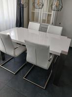 Hoogglans Eetafel plus 4 witte nubuck lederen stoelen., Huis en Inrichting, Tafels | Eettafels, Ophalen of Verzenden, Gebruikt