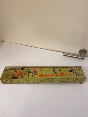 Vintage 'Schieß zu Tor!' Voetbalspel beschikbaar voor biedingen