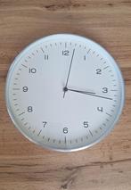 Klok, Ophalen of Verzenden, Zo goed als nieuw, Analoog, Wandklok