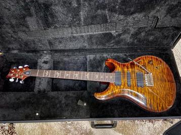 PRS 513 - Fire Red Burst 2012 beschikbaar voor biedingen