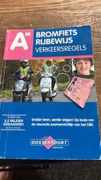 Theorieboek scooter/brommee, Ophalen of Verzenden, Gelezen