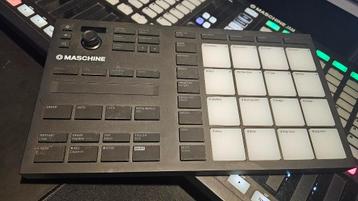 Native Instruments Maschine Mikro Mk3 incl. Software	 beschikbaar voor biedingen